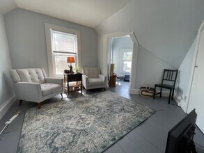 22 Cleveland Ave in Woburn, MA - Building Photo - Building Photo