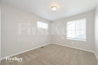 10993 Vaughn St in Commerce City, CO - Building Photo - Building Photo