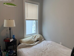 38 Crescent Ave, Unit 1 in Boston, MA - Building Photo - Building Photo