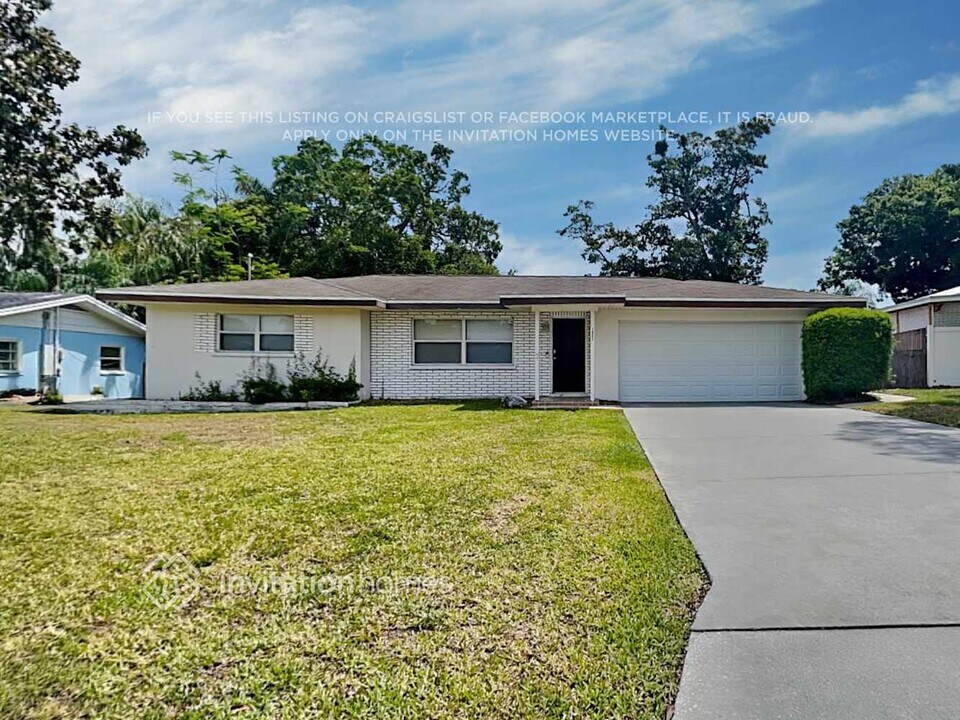 1953 Byram Dr in Clearwater, FL - Building Photo