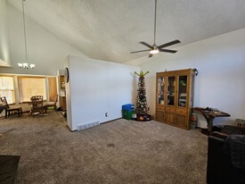 5720 Corinth Dr in Colorado Springs, CO - Building Photo - Building Photo