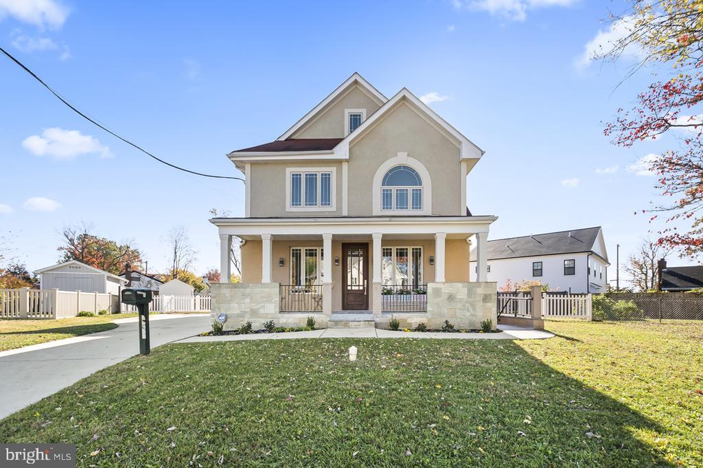 10009 Sinnott Ct in Bethesda, MD - Building Photo