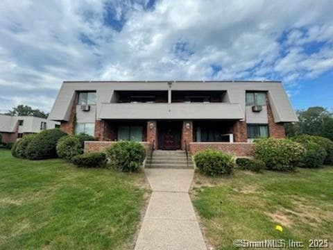 property at 565 Talcottville Rd