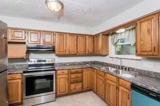 4099 Glen Este-Withamsville Rd in Cincinnati, OH - Building Photo - Building Photo