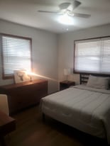 1215 W Elm St, Unit 104 in Springfield, MO - Building Photo