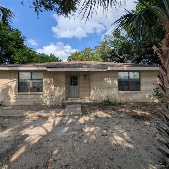 16 Upas Ave in McAllen, TX - Building Photo - Building Photo