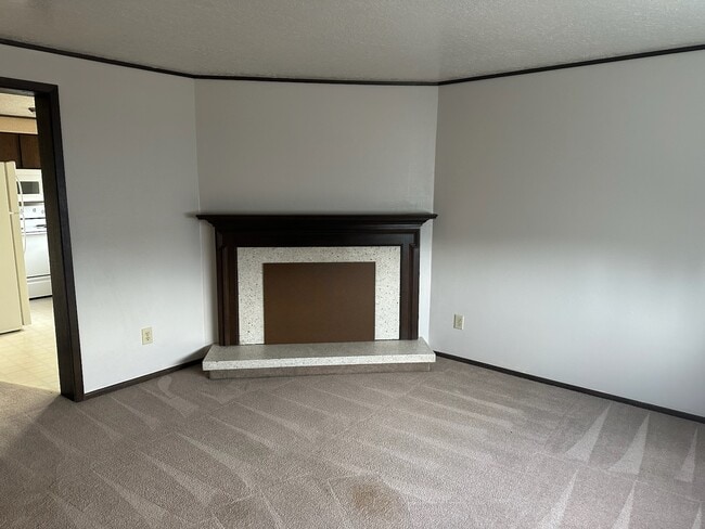 713 Miller Ct, Unit A in Rawlins, WY - Building Photo - Building Photo