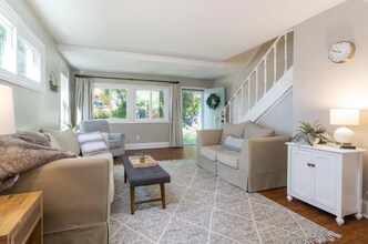 2417 23rd Ave S in Minneapolis, MN - Building Photo - Building Photo