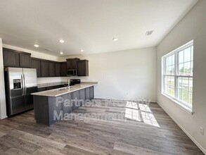 799 S Benchmark Ln in Fayetteville, AR - Building Photo - Building Photo