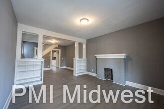 22 N Euclid Ave in Indianapolis, IN - Foto de edificio - Building Photo