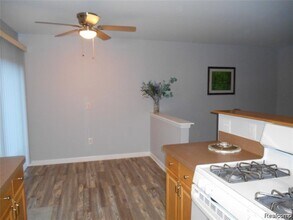 2130 Wickham St in Royal Oak, MI - Building Photo - Building Photo