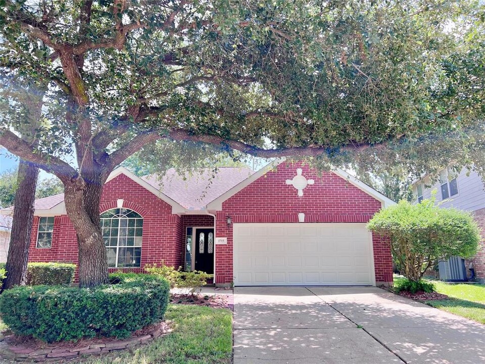 1715 Ocotillo Ct in Katy, TX - Foto de edificio