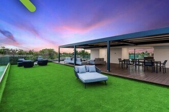 1248 NE 89th St in Miami, FL - Building Photo - Building Photo