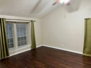 900 Elmhill Ct in Coppell, TX - Foto de edificio - Building Photo