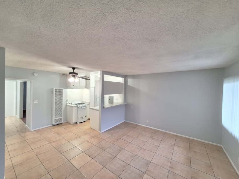 4660 Kester Ave in Los Angeles, CA - Building Photo