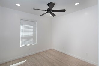 3025 Luna Ave in San Diego, CA - Building Photo - Building Photo