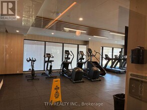 1660 Bloor St W in Toronto, ON - Building Photo - Building Photo