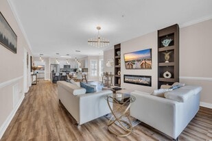 4821 Luster Leaf Cir in Myrtle Beach, SC - Building Photo