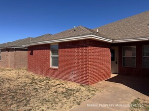 802 N Bangor Ave in Lubbock, TX - Building Photo - Building Photo