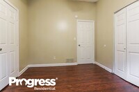 2351 Pinewood Dr photo'