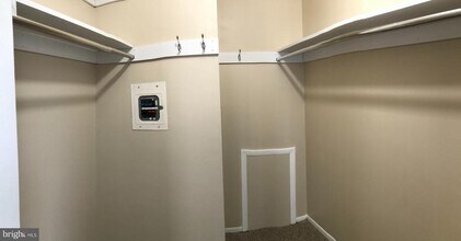 6113 Hilltop Dr in Brookhaven, PA - Building Photo - Building Photo