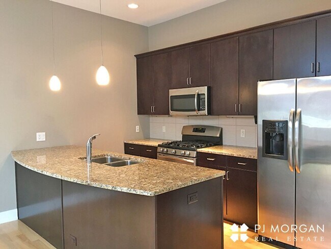 1210 Marcy Plaza in Omaha, NE - Building Photo - Building Photo