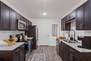 Belle Mor Luxury Apartments in Madison, AL - Building Photo