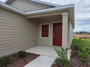 8066 SW 44th Terrace in Liberty Triangle, FL - Building Photo - Building Photo