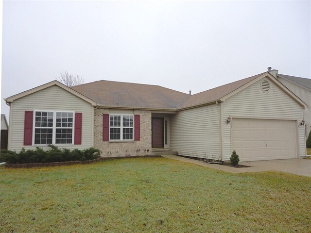 318 Whitmore Trl in McHenry, IL - Building Photo