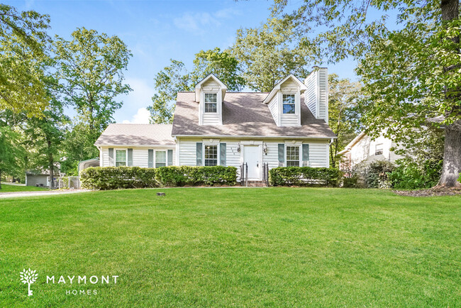property at 906 6th Ave NW
