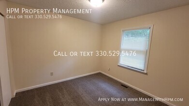 1360 8th Ave in Akron, OH - Building Photo - Building Photo