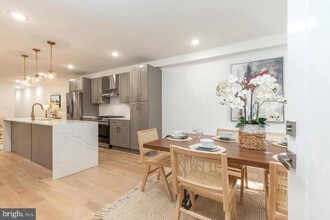 850 N 19th St in Philadelphia, PA - Building Photo - Building Photo