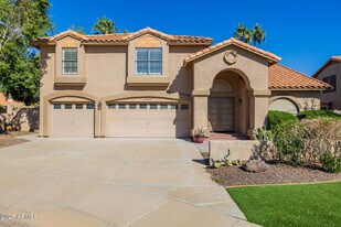 16809 S 33rd Way in Phoenix, AZ - Building Photo