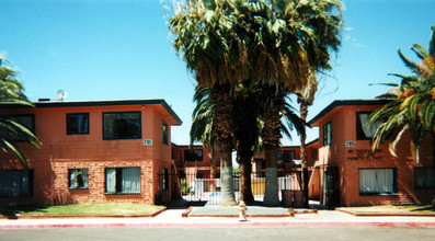 Sunrise Apartments in Las Vegas, NV - Building Photo - Building Photo