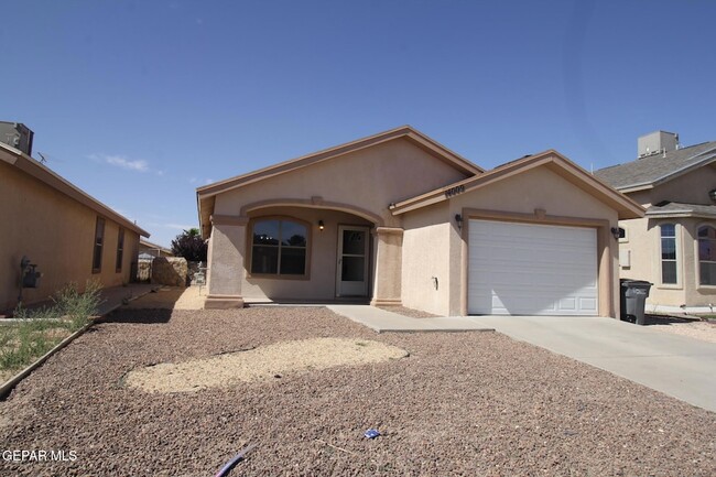 14009 Robert Ituarte Dr in El Paso, TX - Building Photo - Building Photo