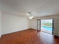 8172 NW 68th Terrace in Tamarac, FL - Building Photo - Building Photo