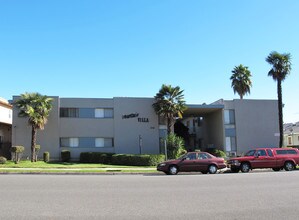 Fountain Villa in Monterey Park, CA - Building Photo - Building Photo