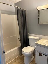 1619 38th St NW, Unit 1619 in Canton, OH - Building Photo - Building Photo