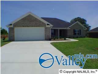 property at 211 Forrest Oak Ln