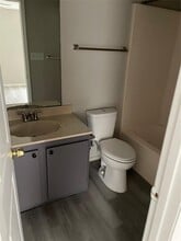 106 E Austin Ave in Hutto, TX - Building Photo - Building Photo