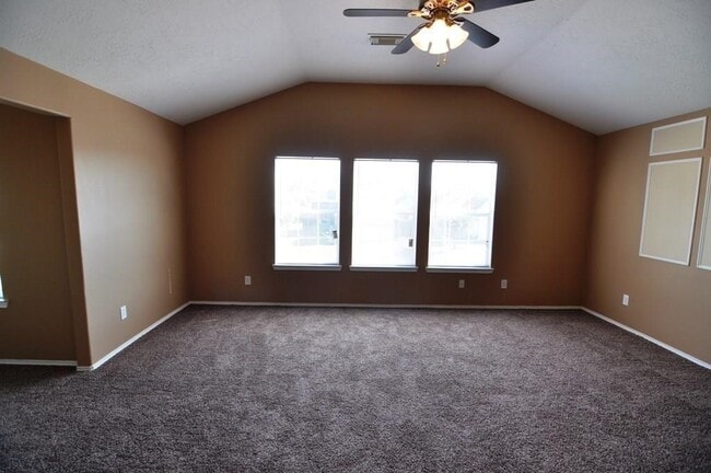 property at 21935 Hemlock Park Dr