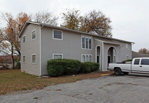 808-816 W 51st St Apartments