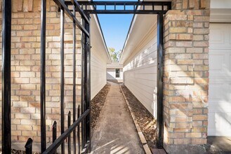 1426 Twining Oaks Ln in Missouri City, TX - Building Photo - Building Photo