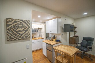 429 Windsor Ave in Goleta, CA - Building Photo - Building Photo