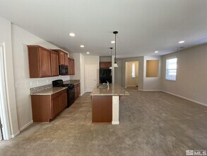 7023 Cinder Village Dr in Sparks, NV - Building Photo - Building Photo