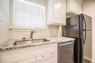 6506 21st St in Lubbock, TX - Building Photo - Building Photo