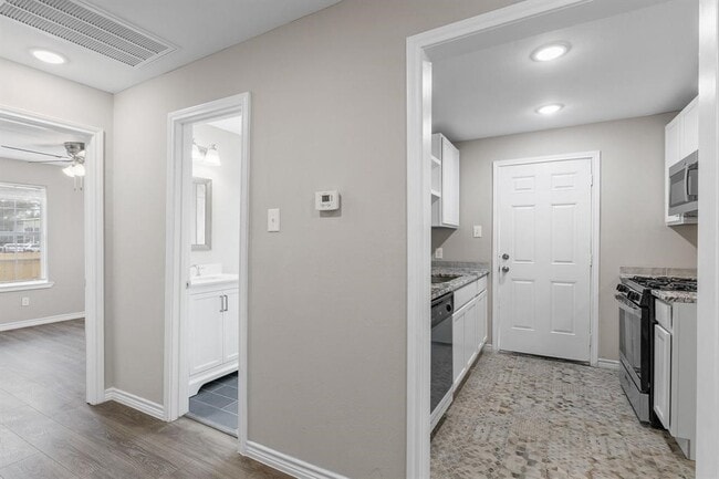 property at 4311 Hull St