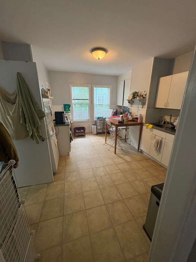 38 Fairfield St, Unit 40B