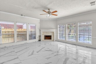 3022 Cherry Mill Ct in Houston, TX - Foto de edificio - Building Photo