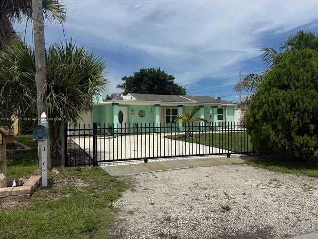property at 1708 St Lucie Ct